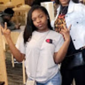 Meet your Posher, Teasia